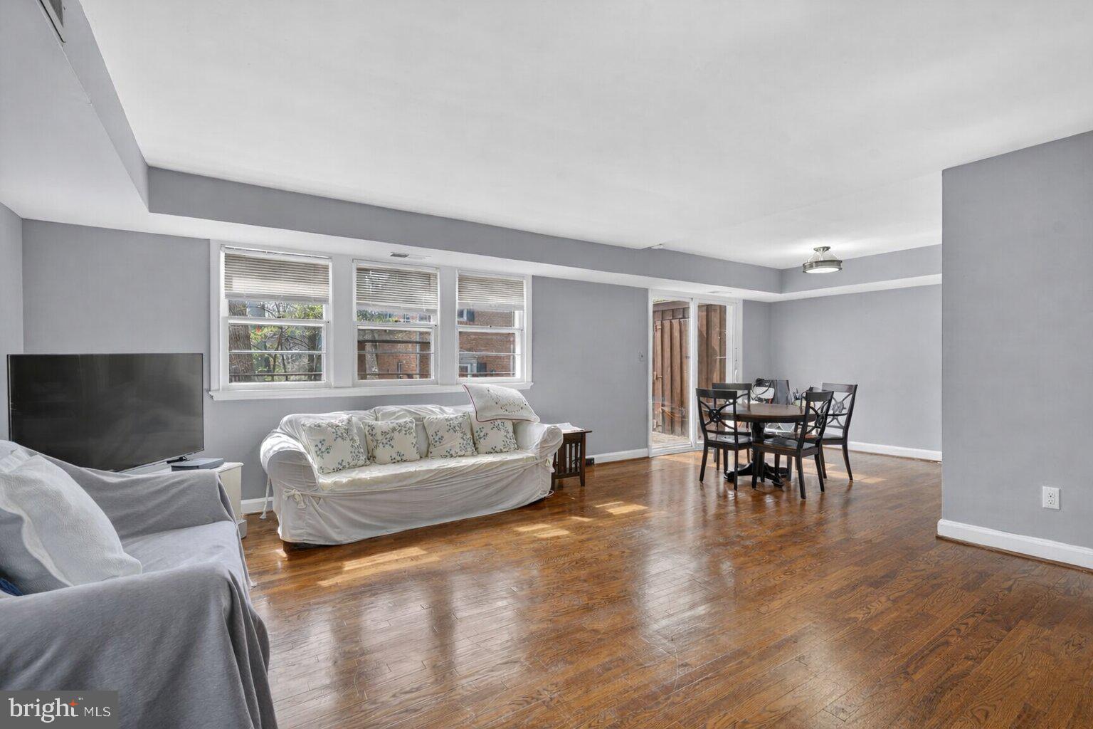 TOP OF THE PARK - Residential