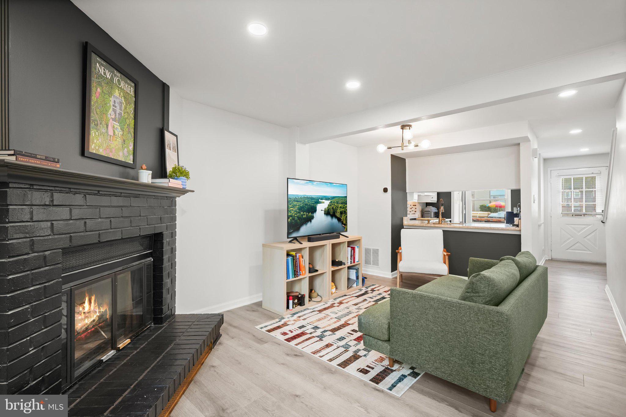 NEWINGTON FOREST - Residential