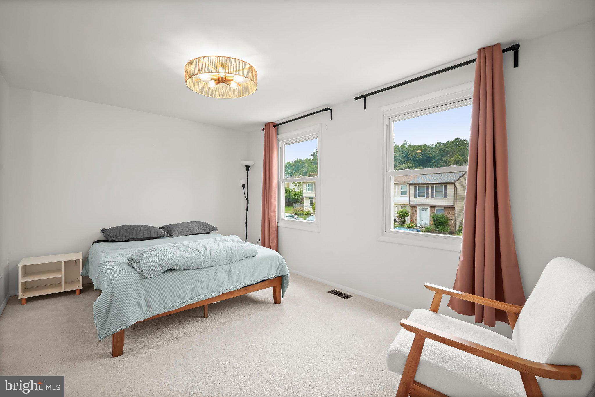 NEWINGTON FOREST - Residential