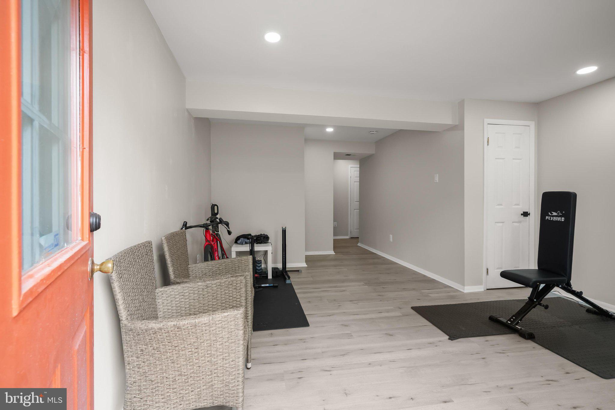 NEWINGTON FOREST - Residential