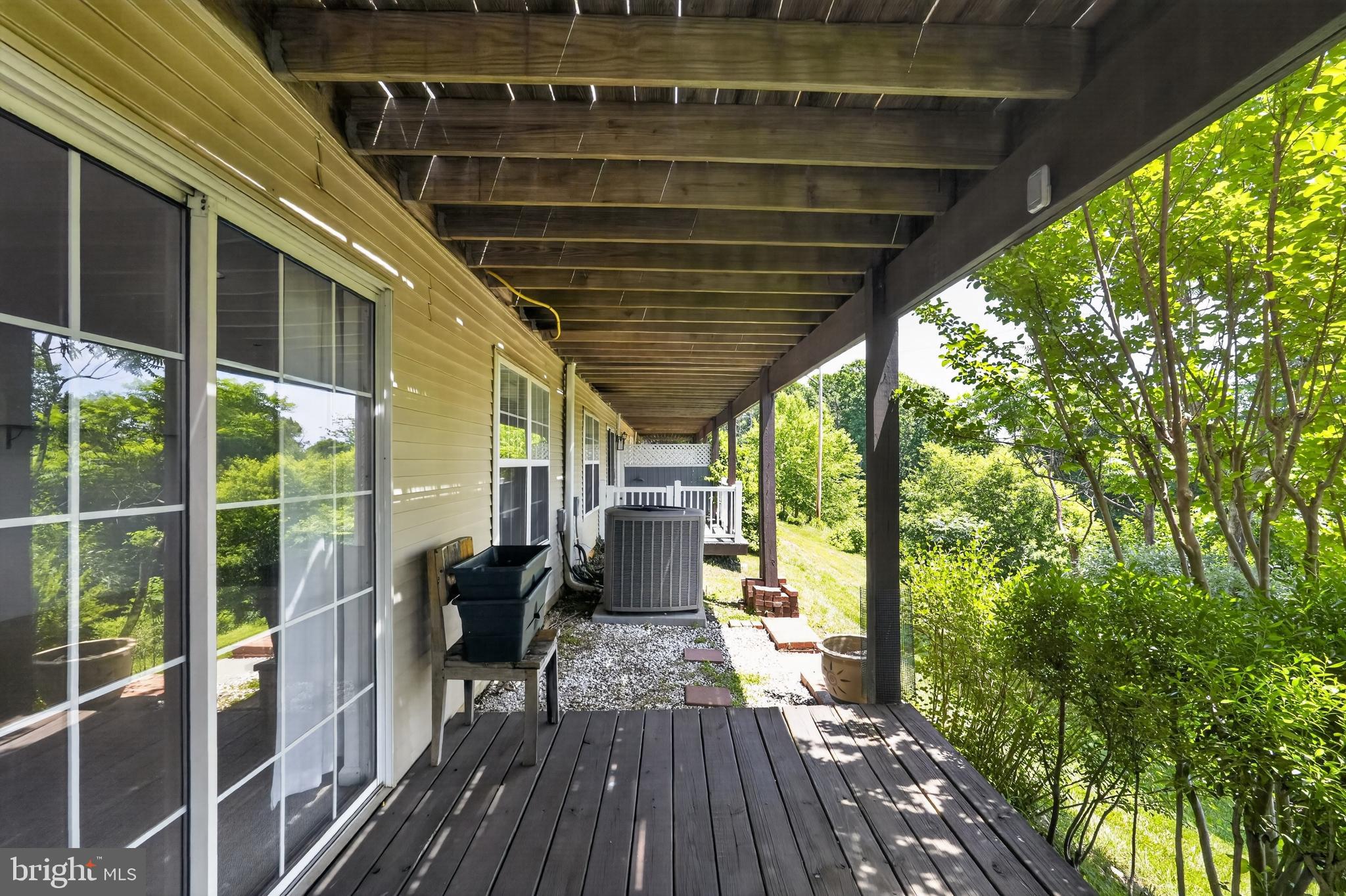 REBEL HILL - Residential