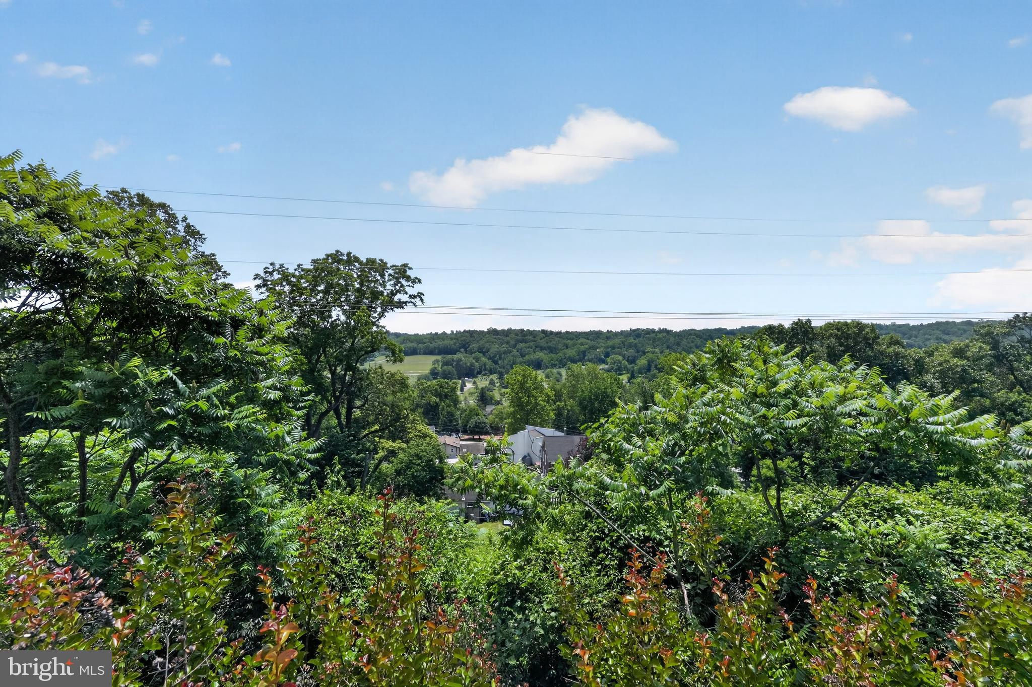 REBEL HILL - Residential