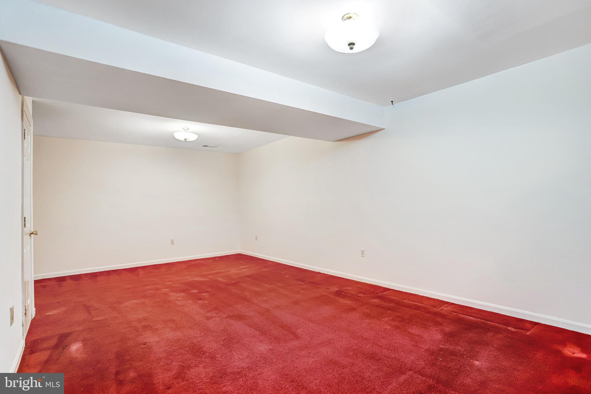 VALE WOODS KNOLLS - Residential