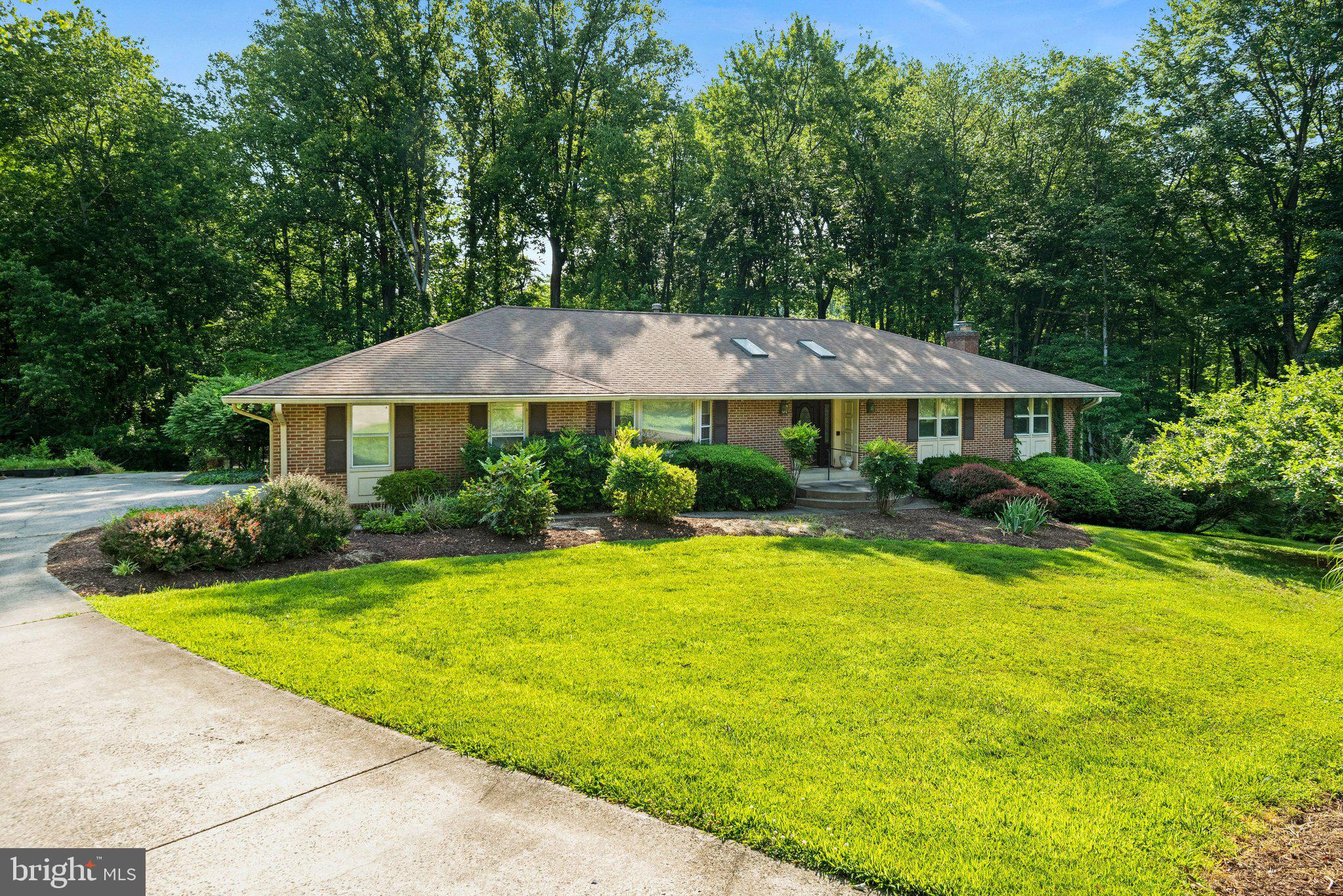 VALE WOODS KNOLLS - Residential