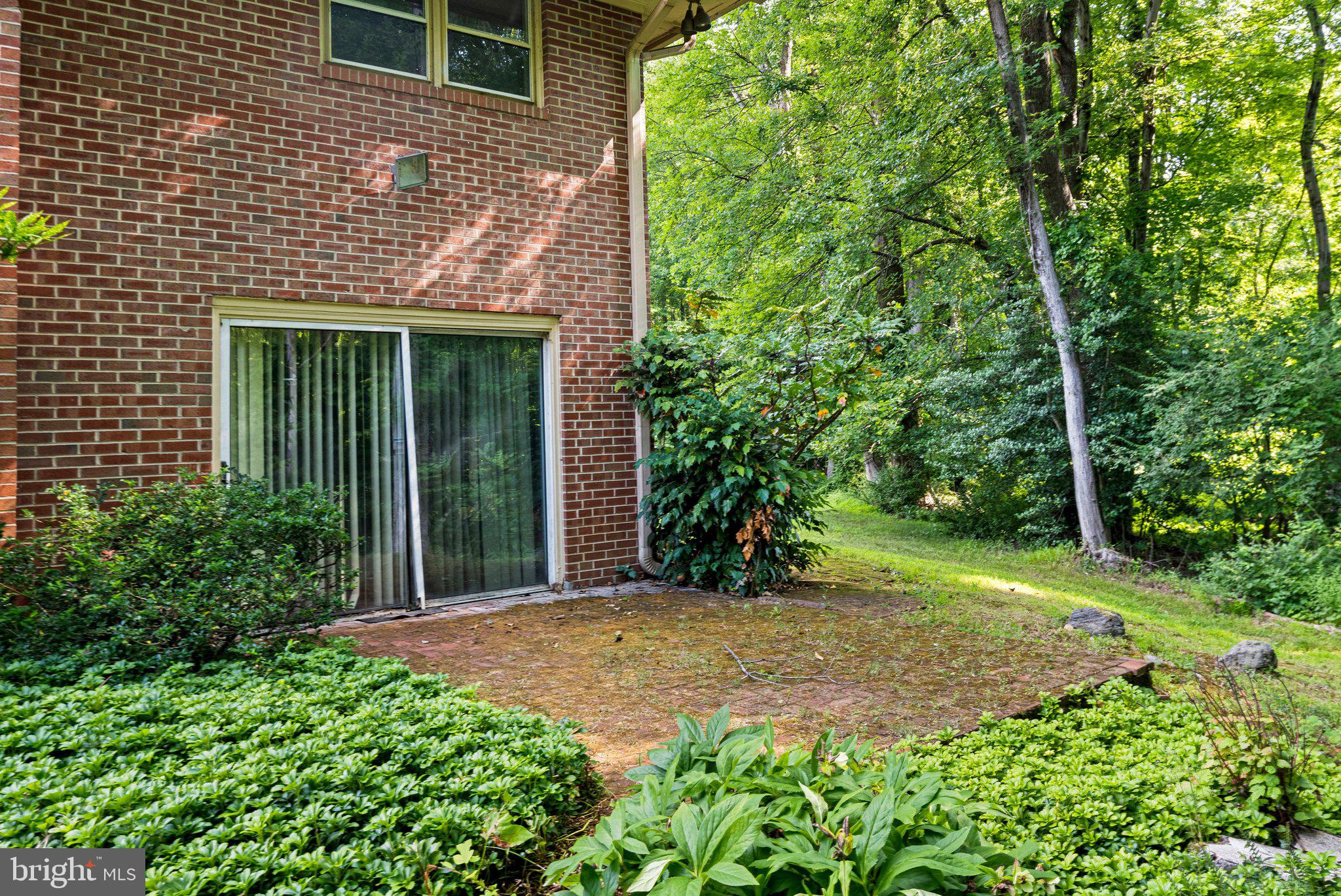 VALE WOODS KNOLLS - Residential