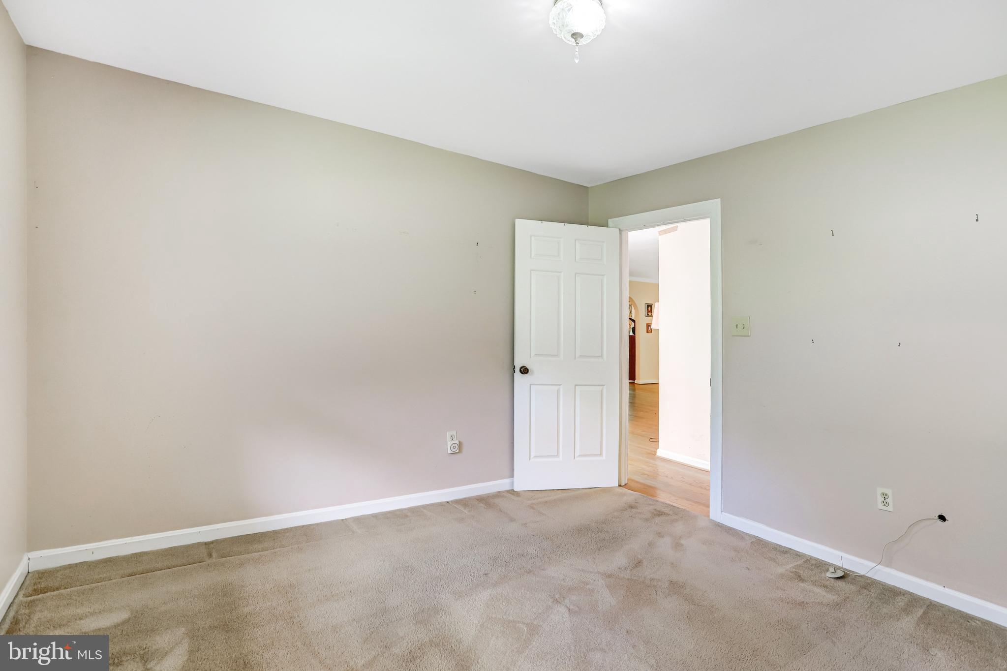 VALE WOODS KNOLLS - Residential