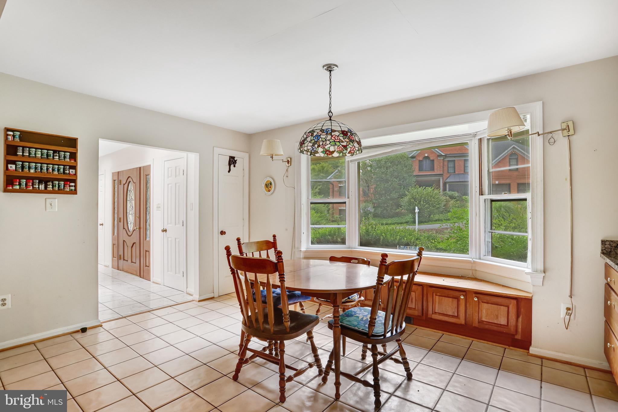 VALE WOODS KNOLLS - Residential