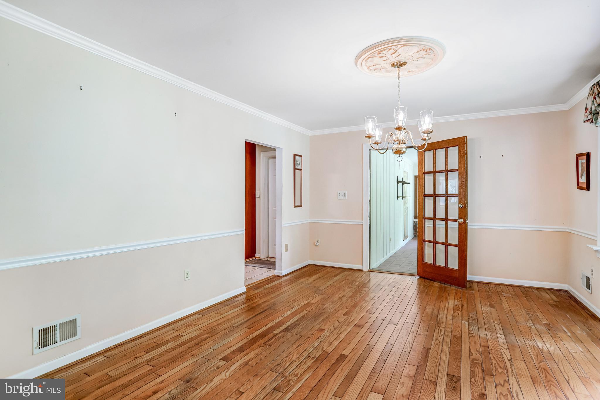 VALE WOODS KNOLLS - Residential