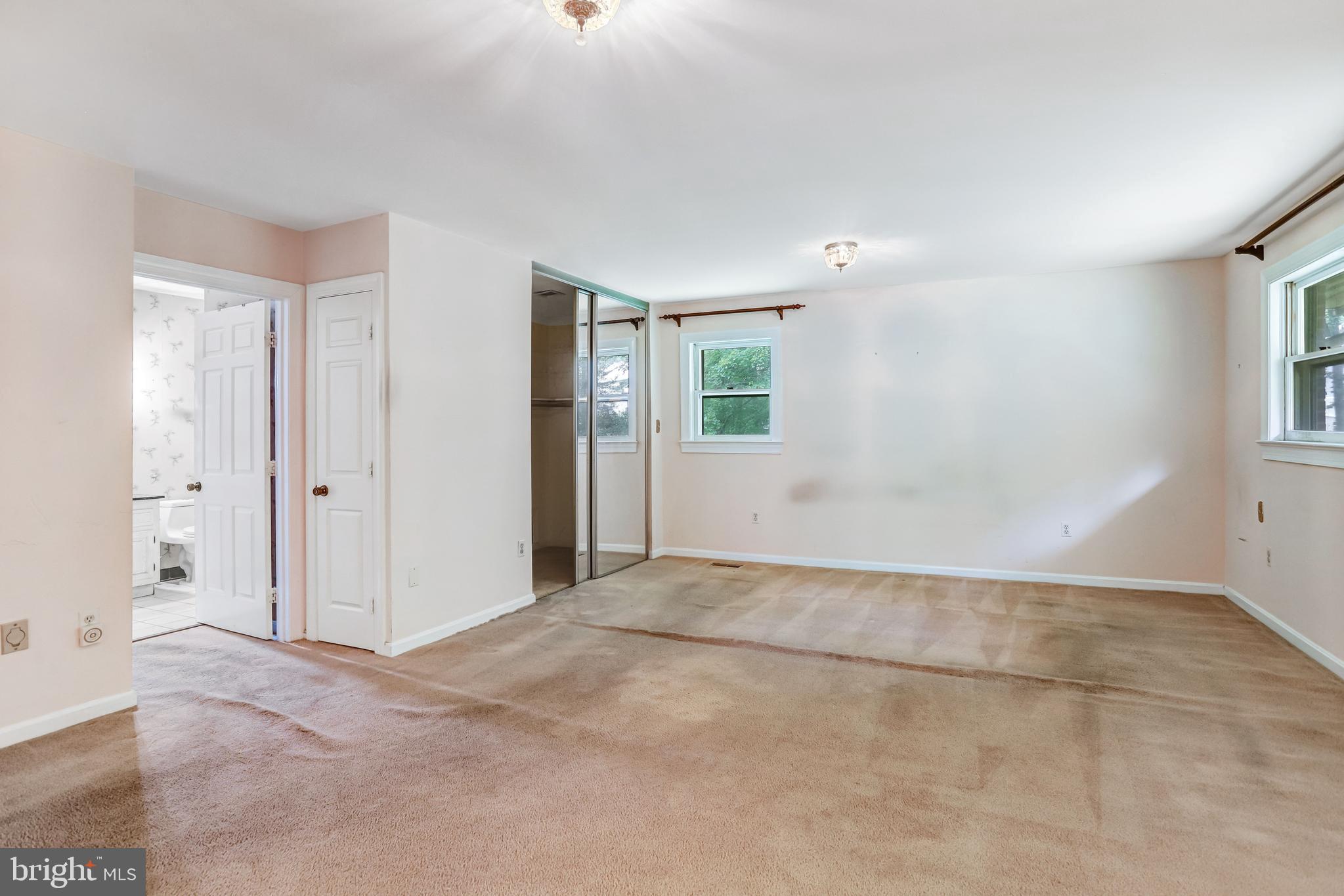 VALE WOODS KNOLLS - Residential