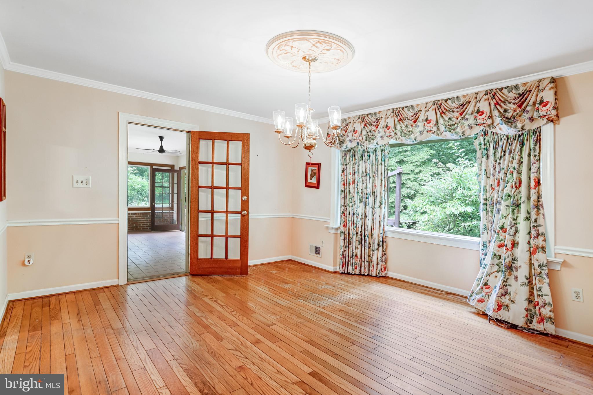 VALE WOODS KNOLLS - Residential