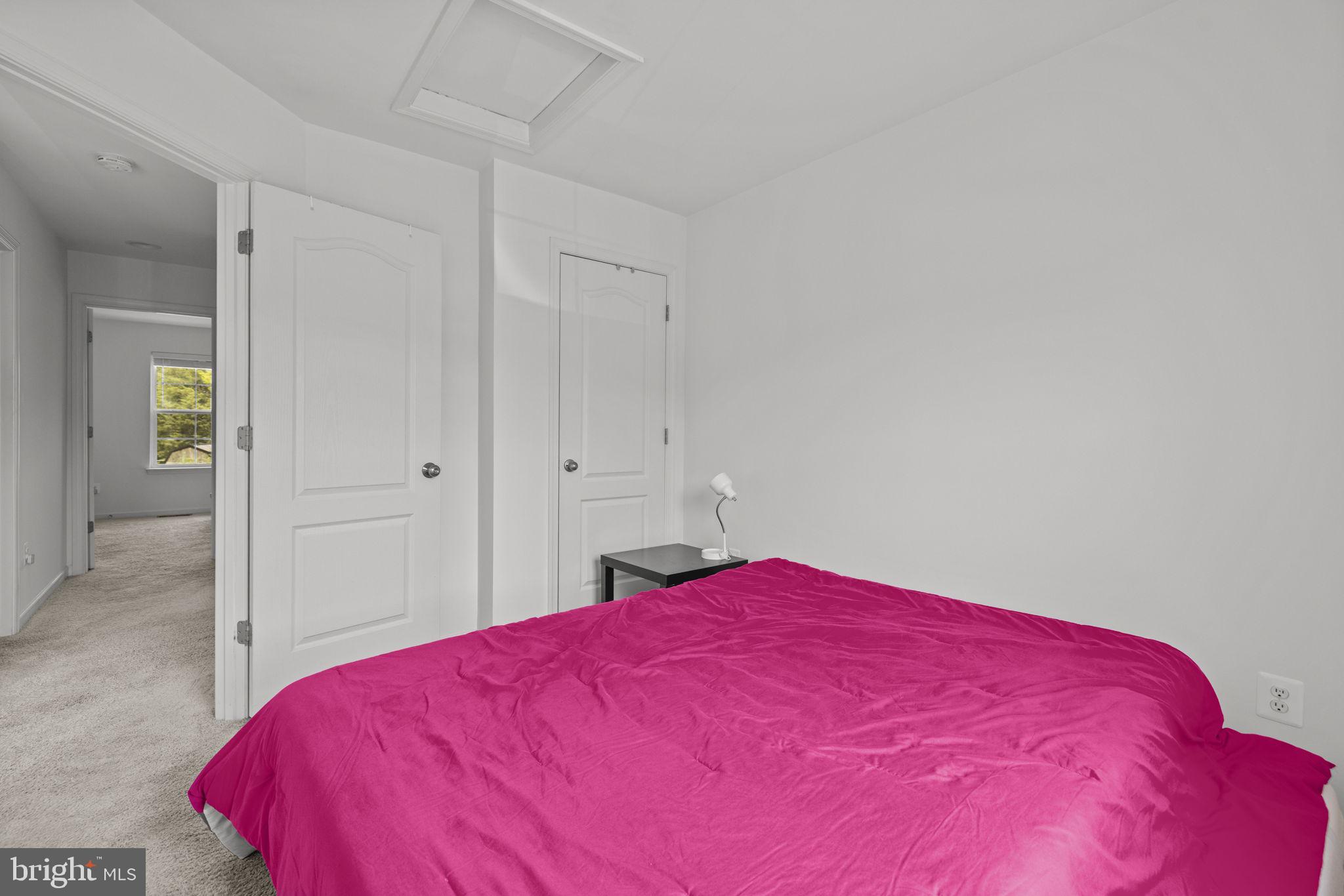 WHISPERING PINES - Residential