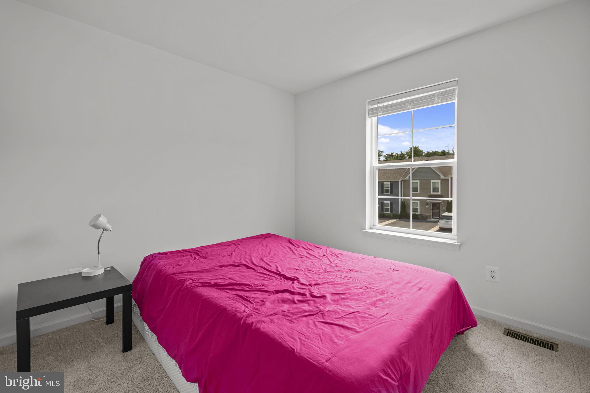 WHISPERING PINES - Residential