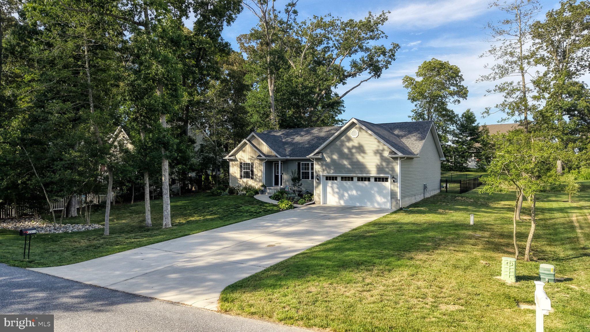 HOLLY OAK - Residential