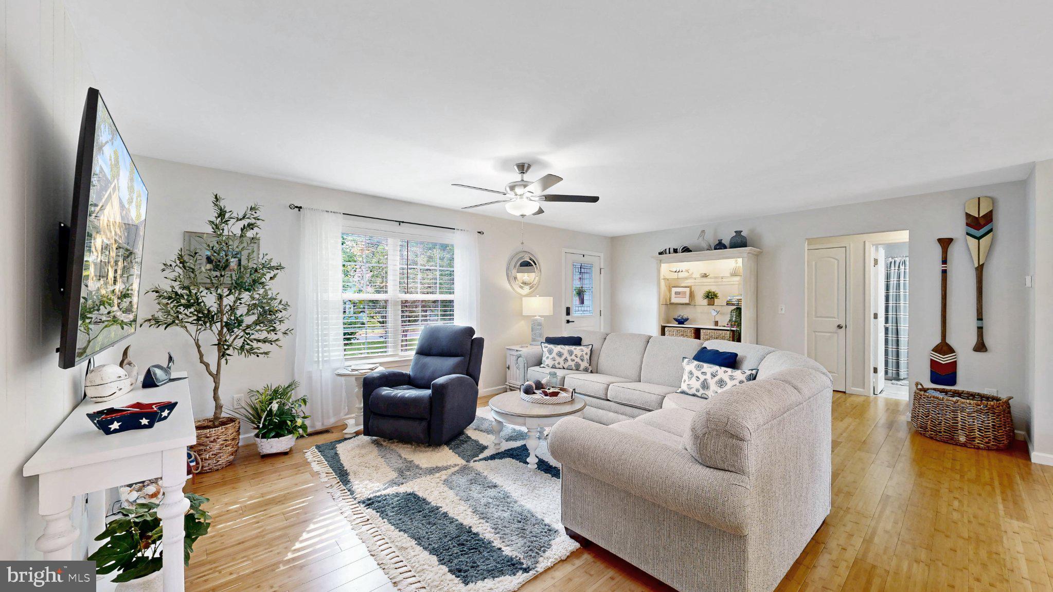 HOLLY OAK - Residential