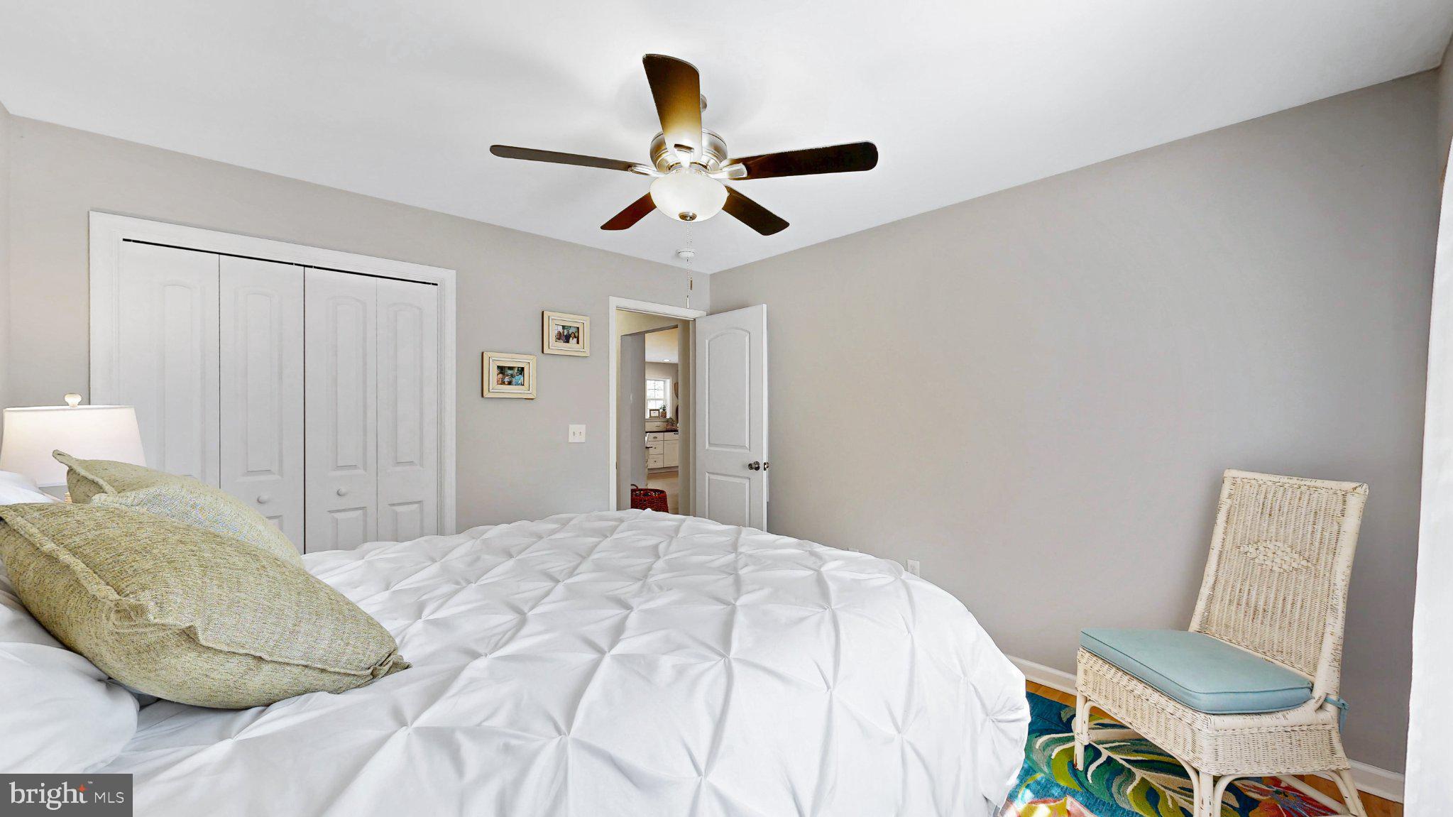HOLLY OAK - Residential