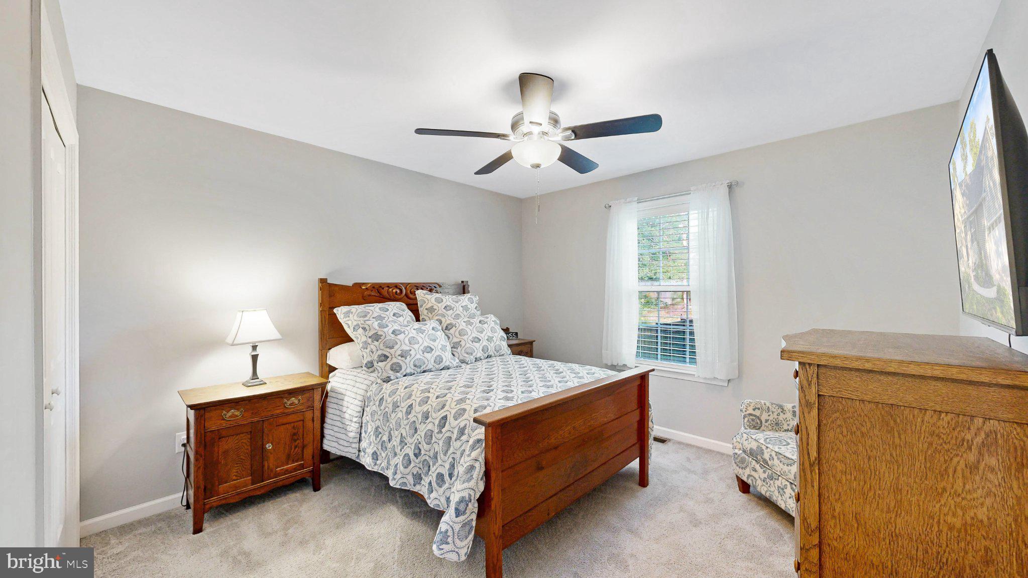 HOLLY OAK - Residential