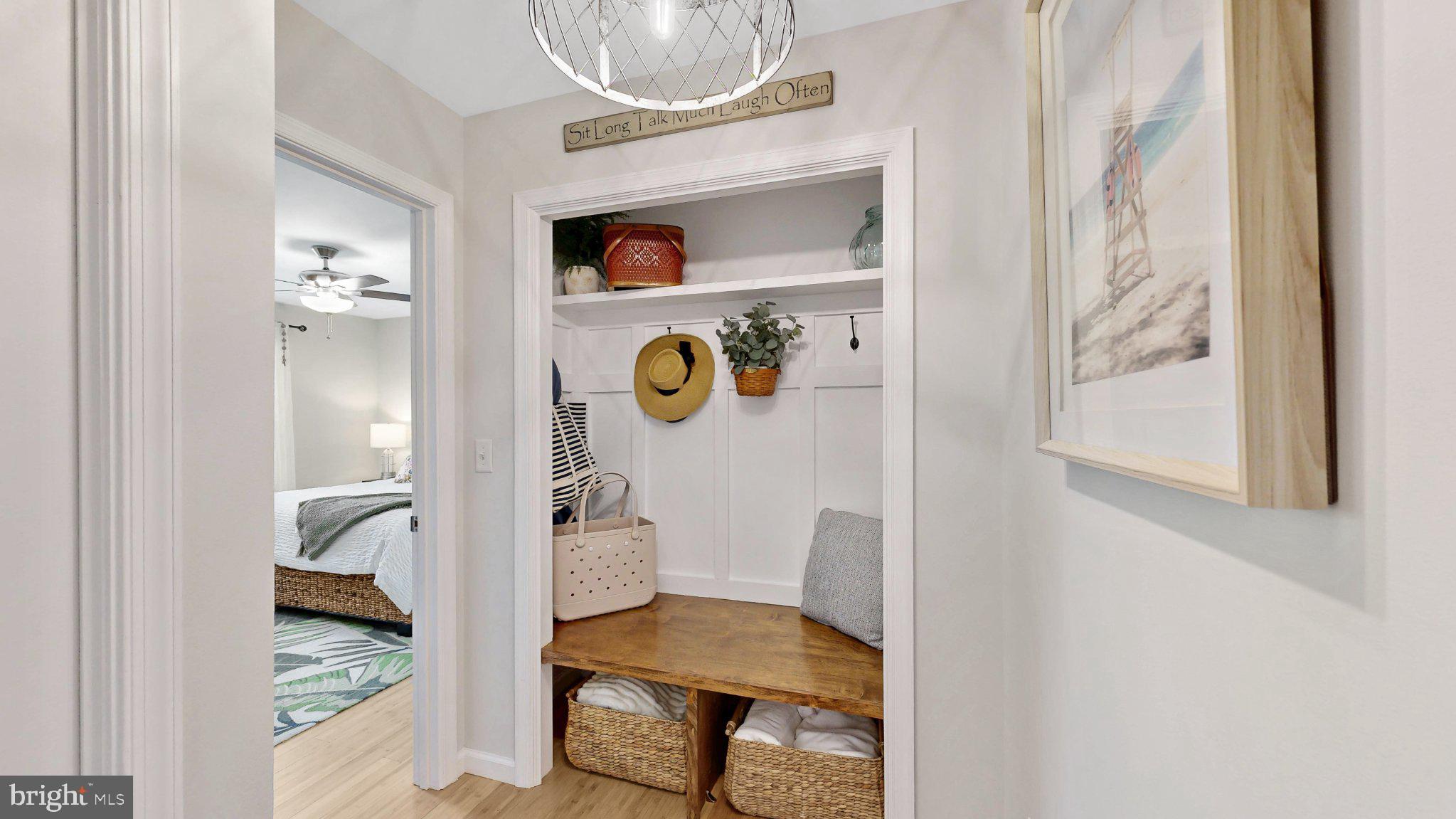 HOLLY OAK - Residential
