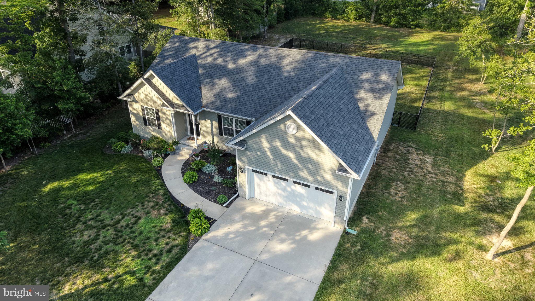 HOLLY OAK - Residential