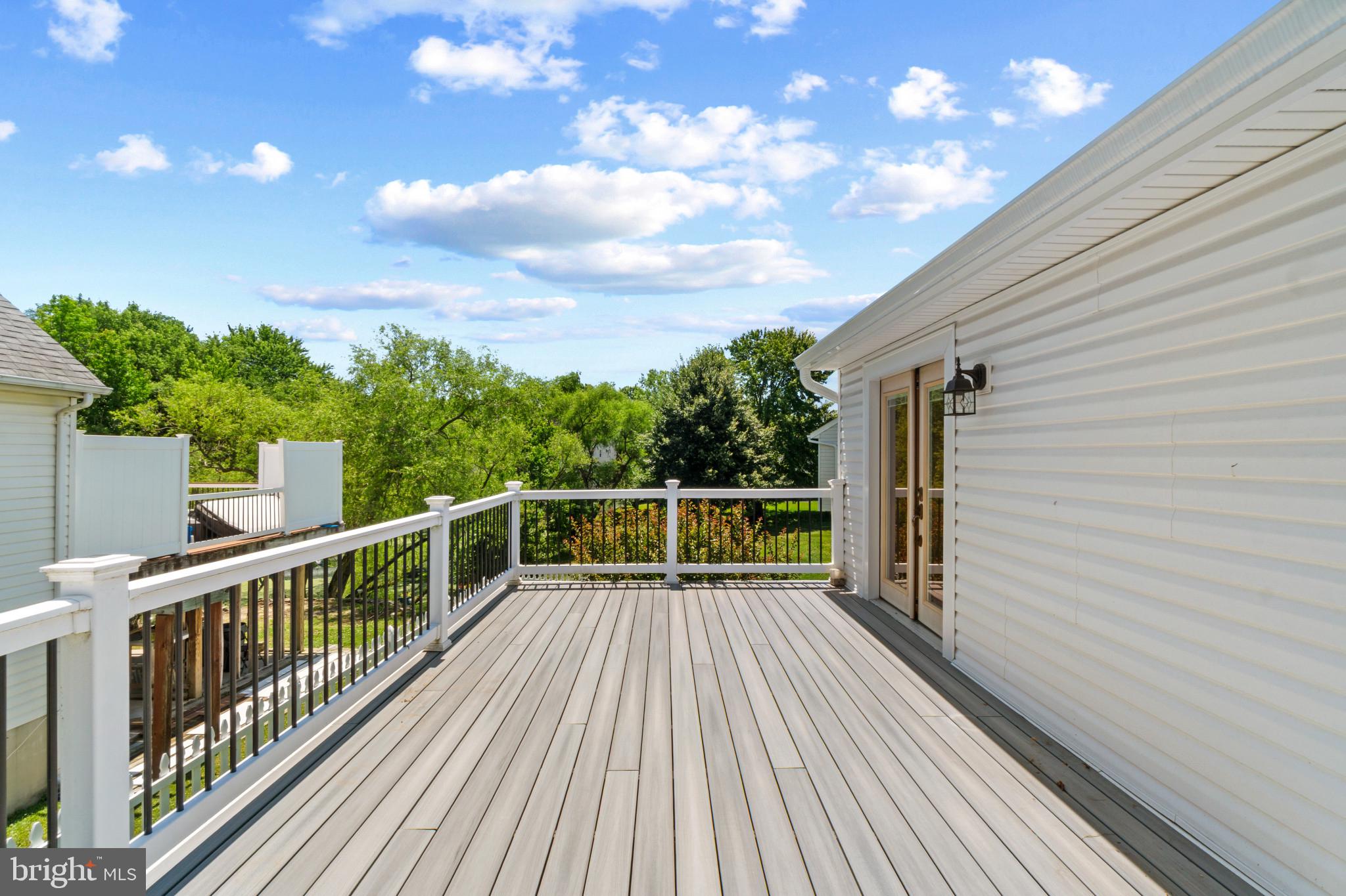 SENECA HARBOR - Residential