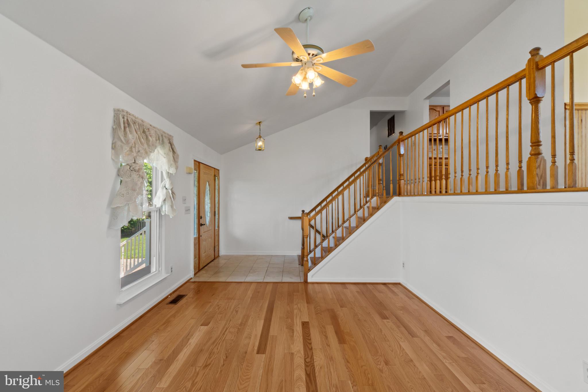 SENECA HARBOR - Residential