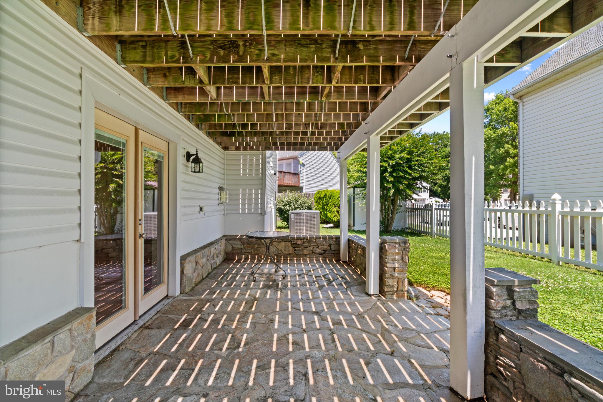 SENECA HARBOR - Residential