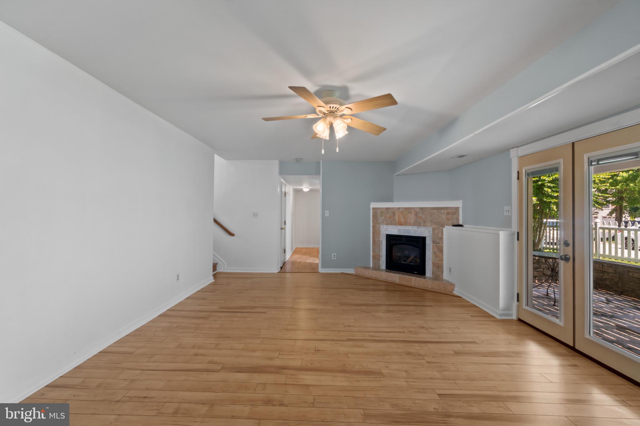 SENECA HARBOR - Residential