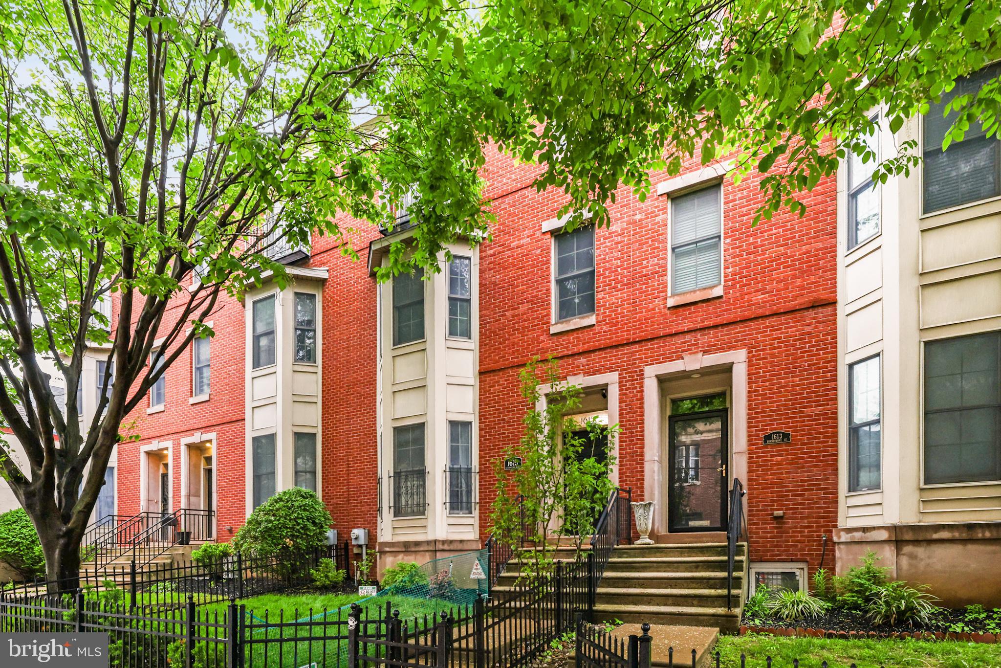 FAIRMOUNT - Residential