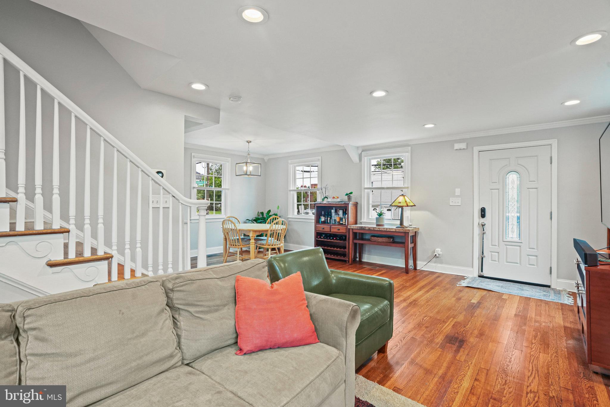 WOODRIDGE - Residential