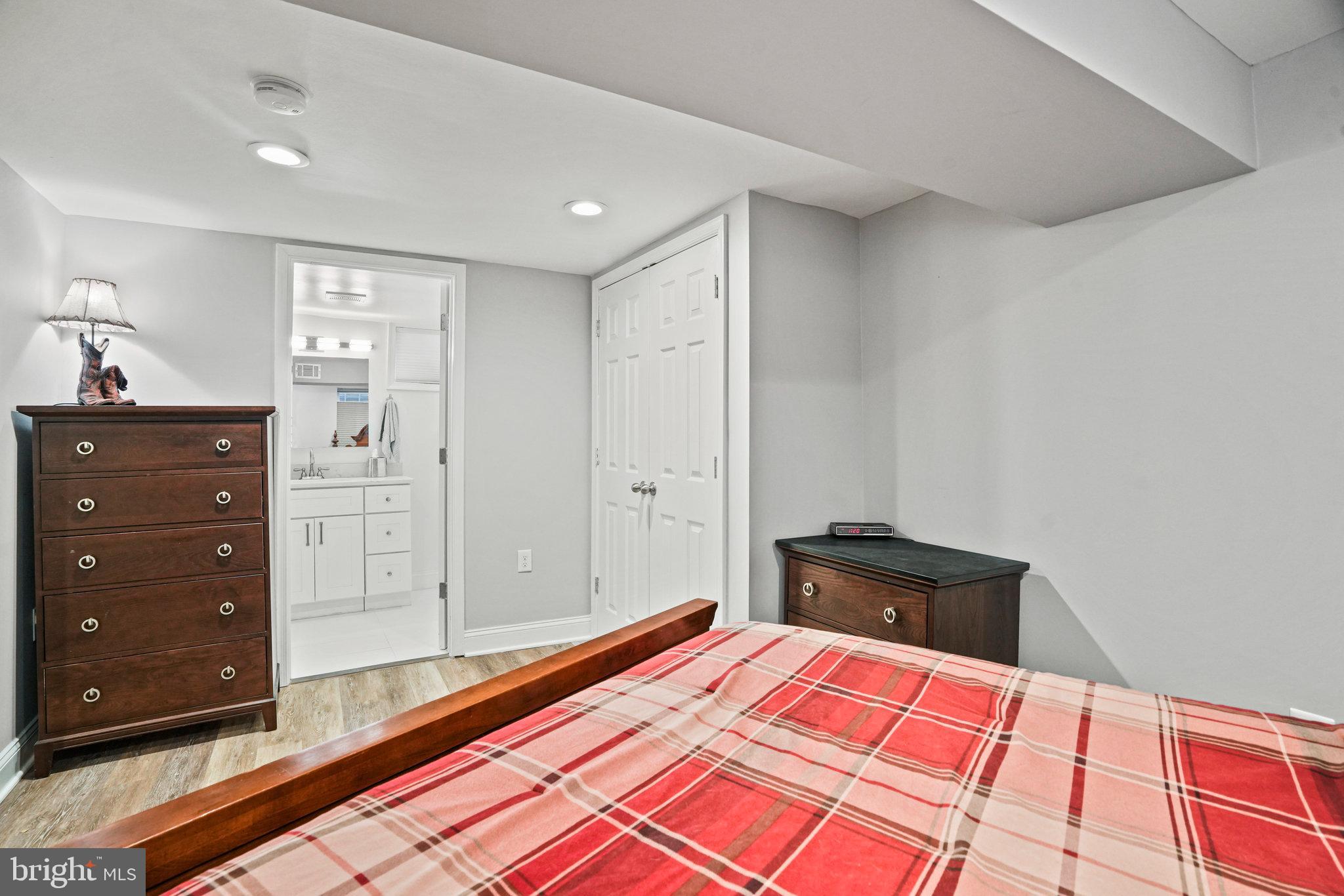 WOODRIDGE - Residential