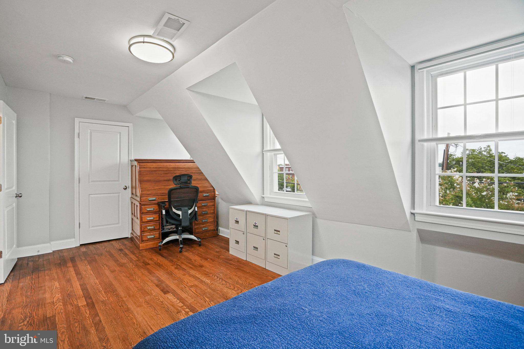 WOODRIDGE - Residential