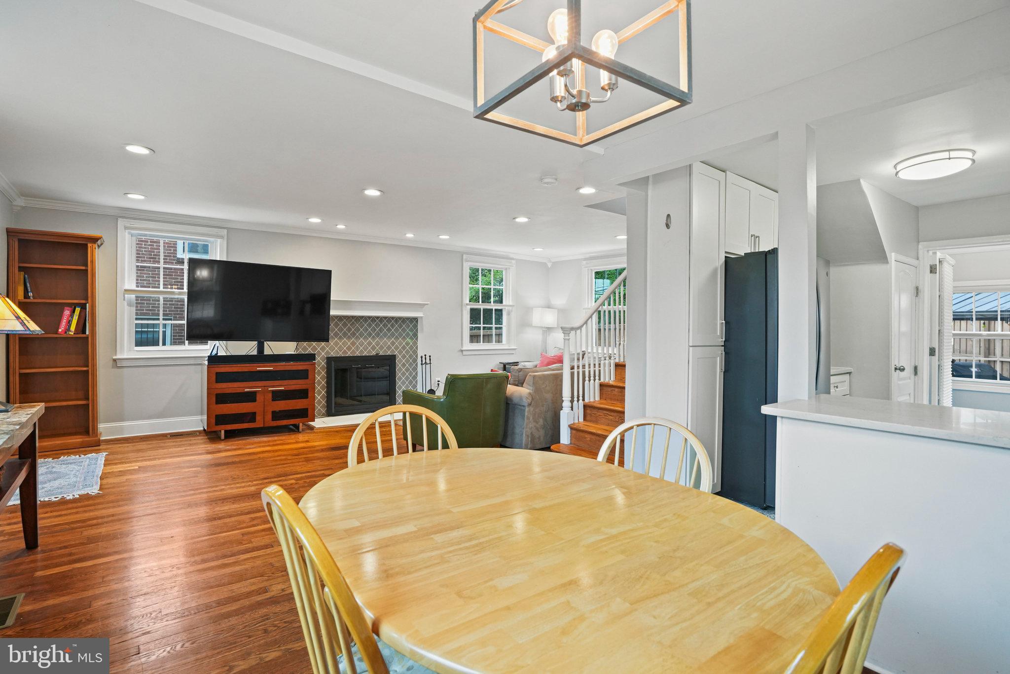 WOODRIDGE - Residential