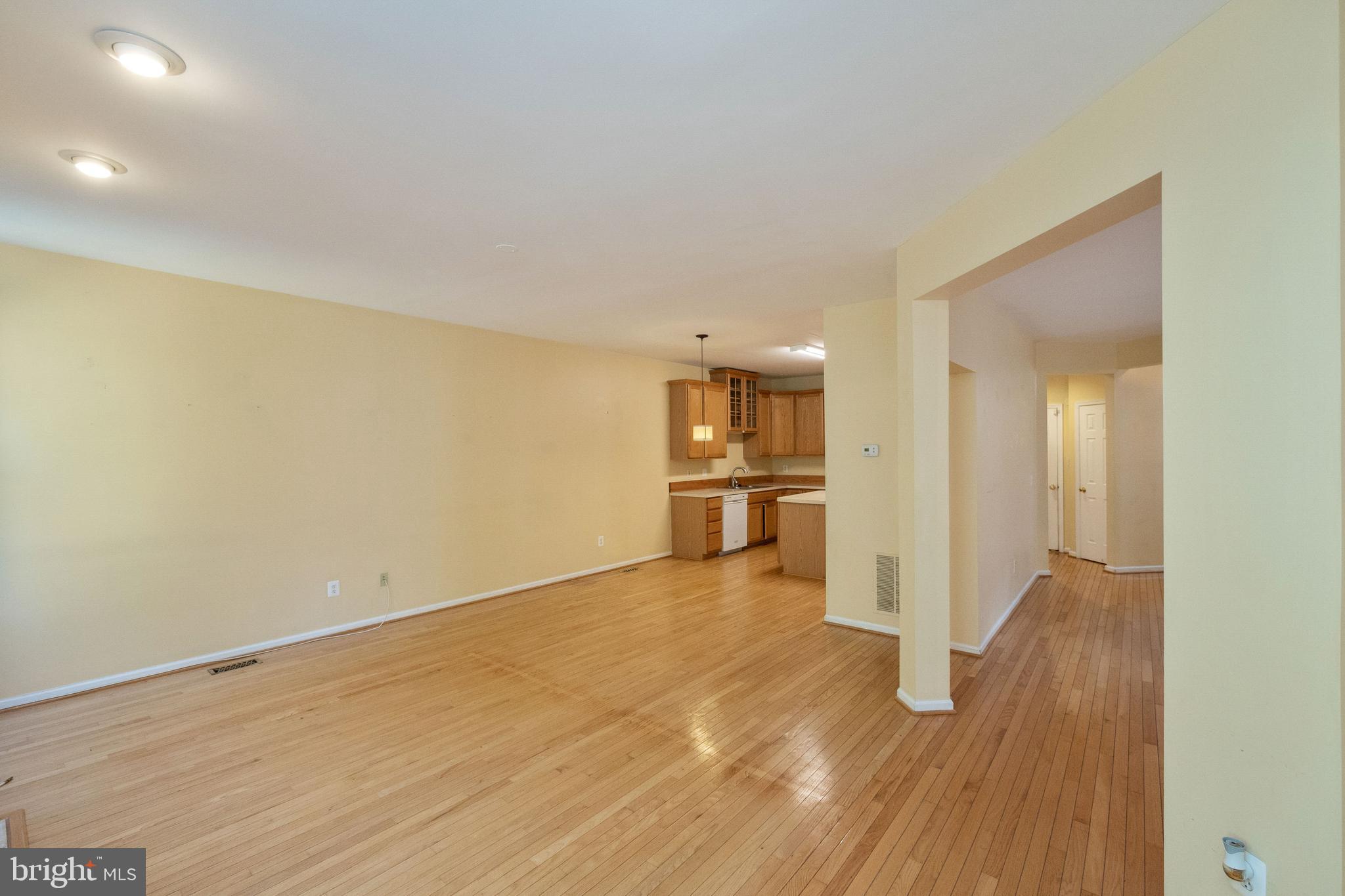 MAYWOOD - Residential Lease
