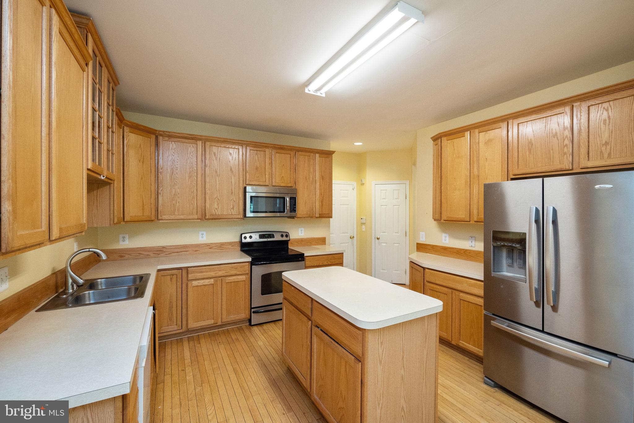 MAYWOOD - Residential Lease