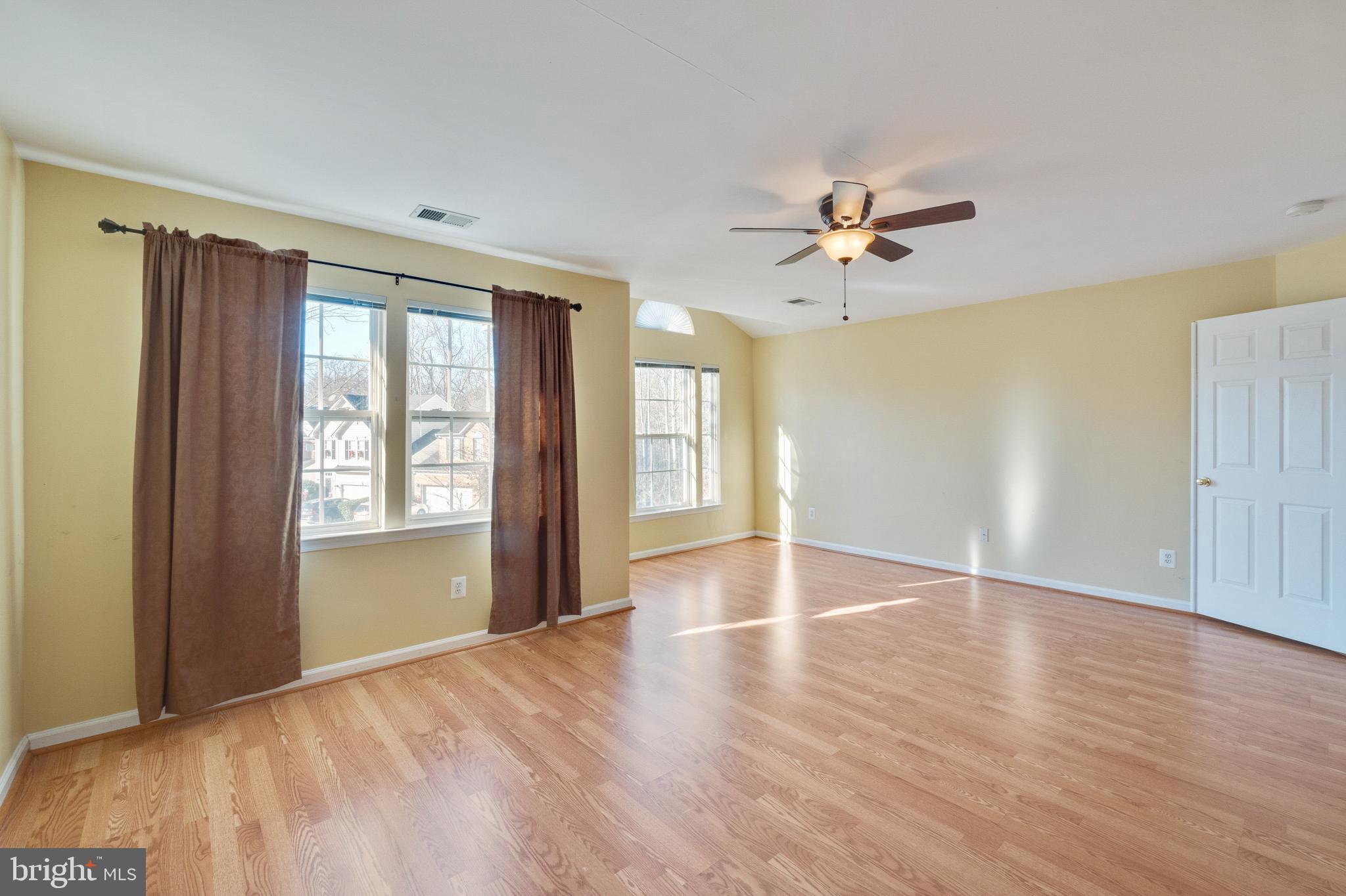 MAYWOOD - Residential Lease