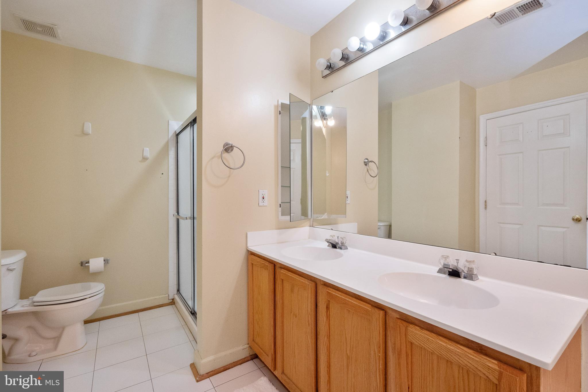 MAYWOOD - Residential Lease