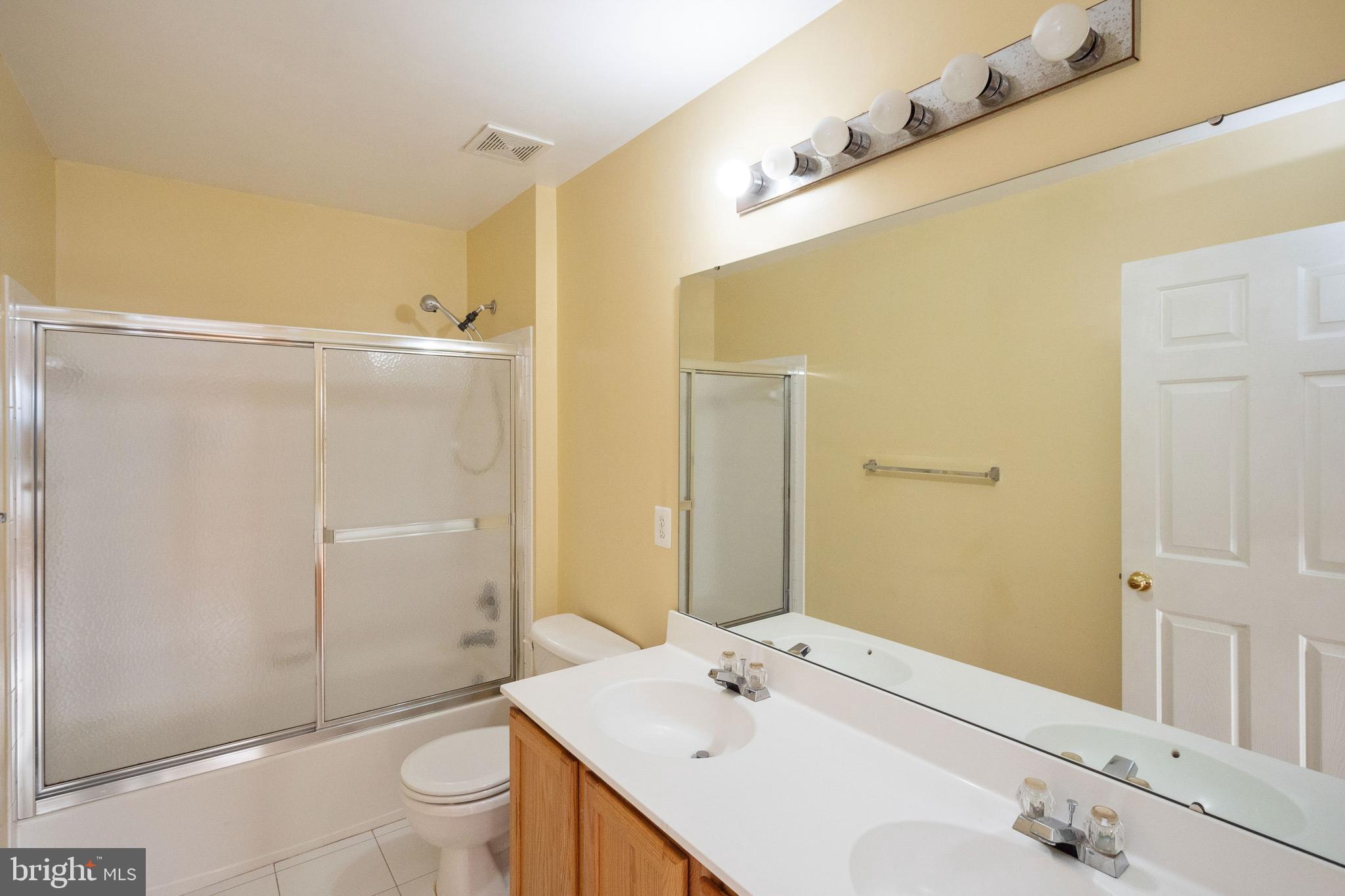 MAYWOOD - Residential Lease