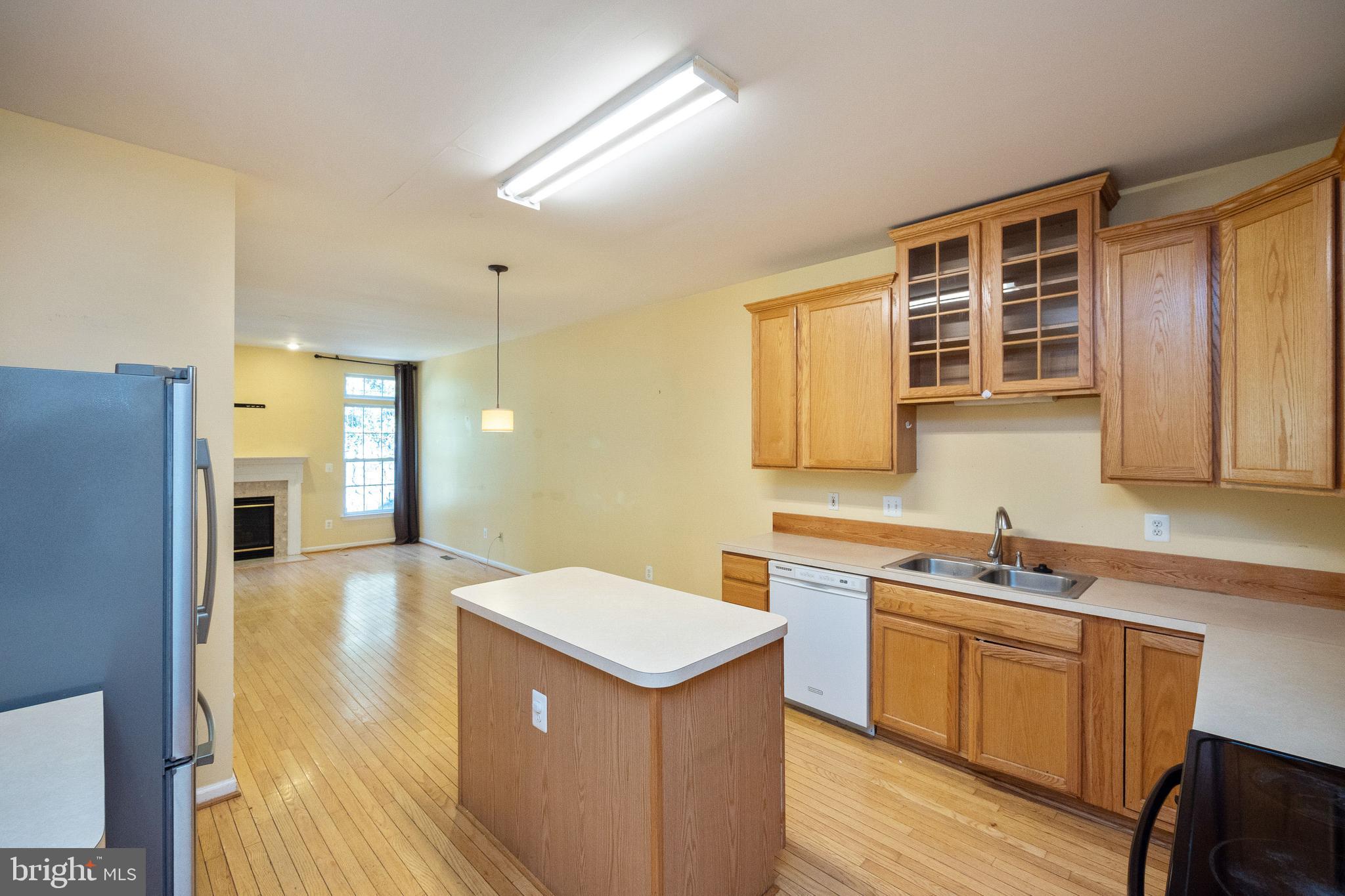 MAYWOOD - Residential Lease