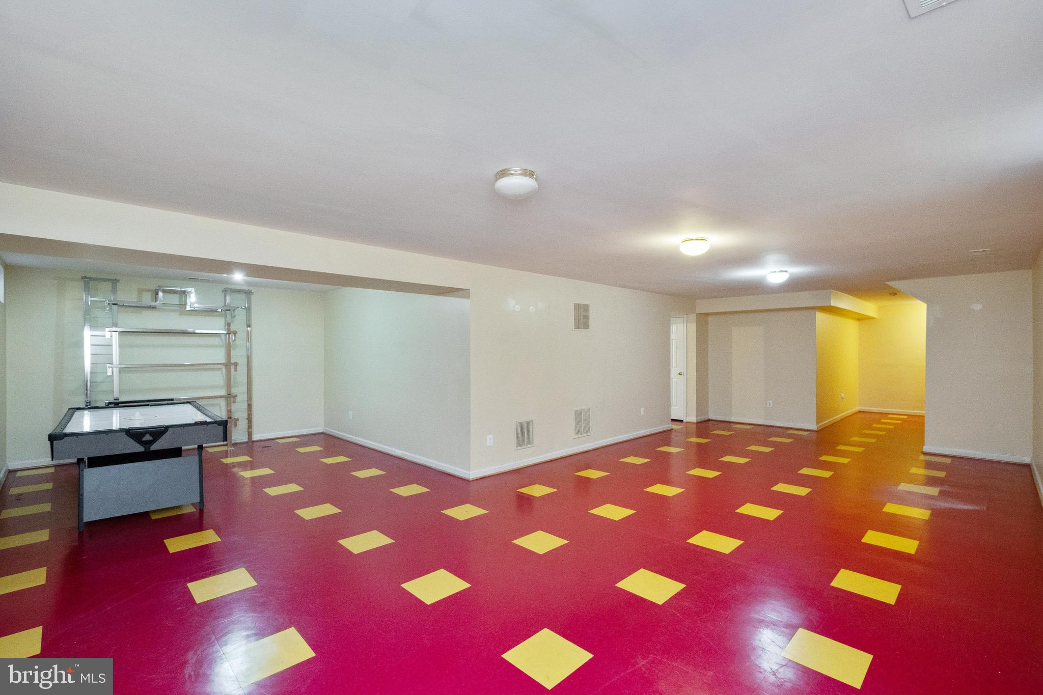 MAYWOOD - Residential Lease