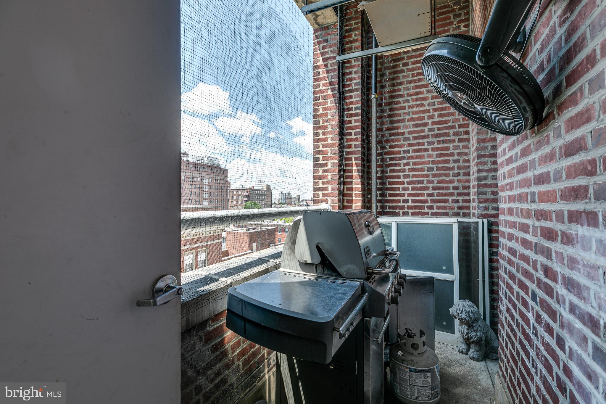 WASHINGTON SQ WEST - Residential