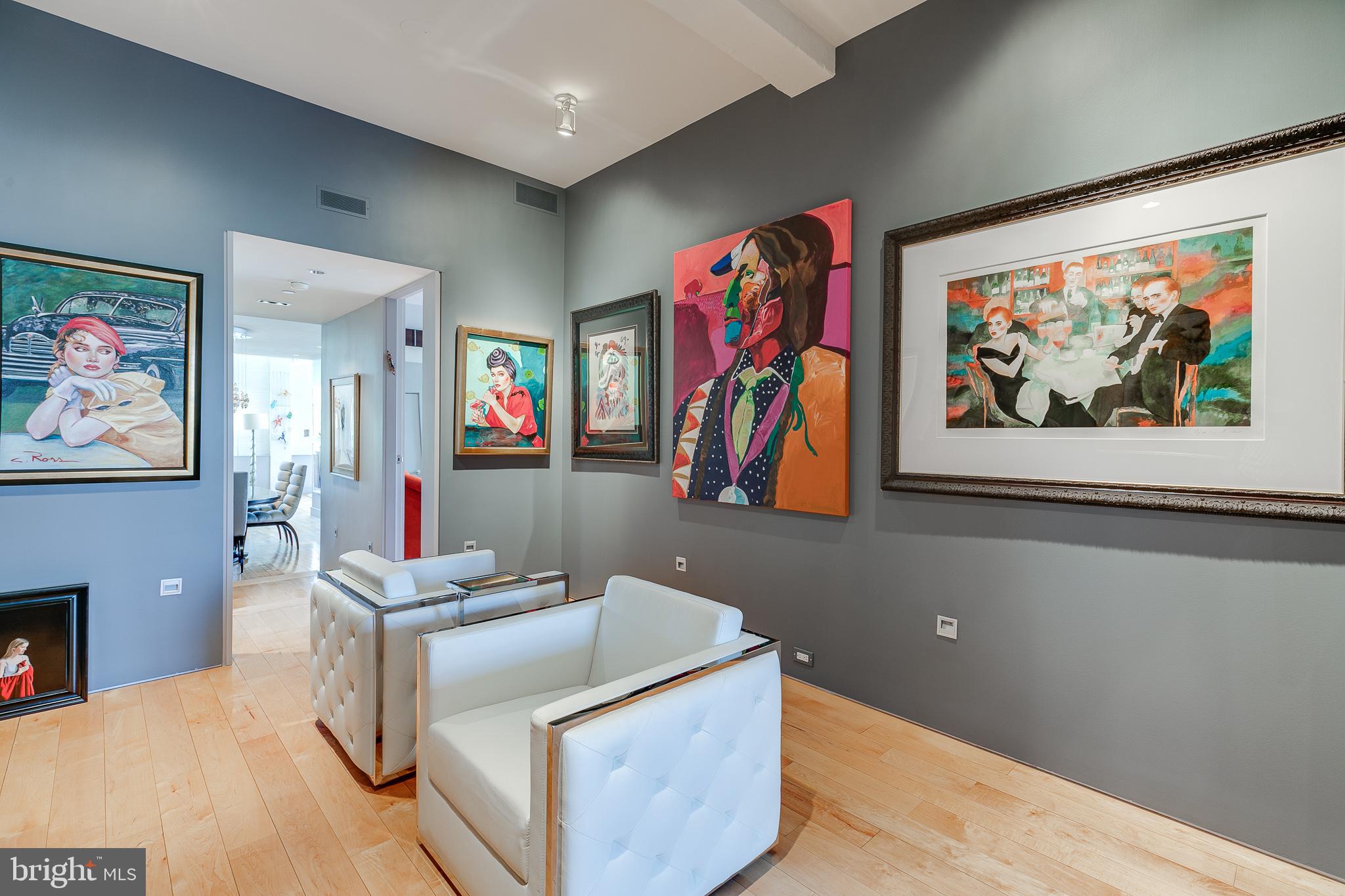 WASHINGTON SQ WEST - Residential