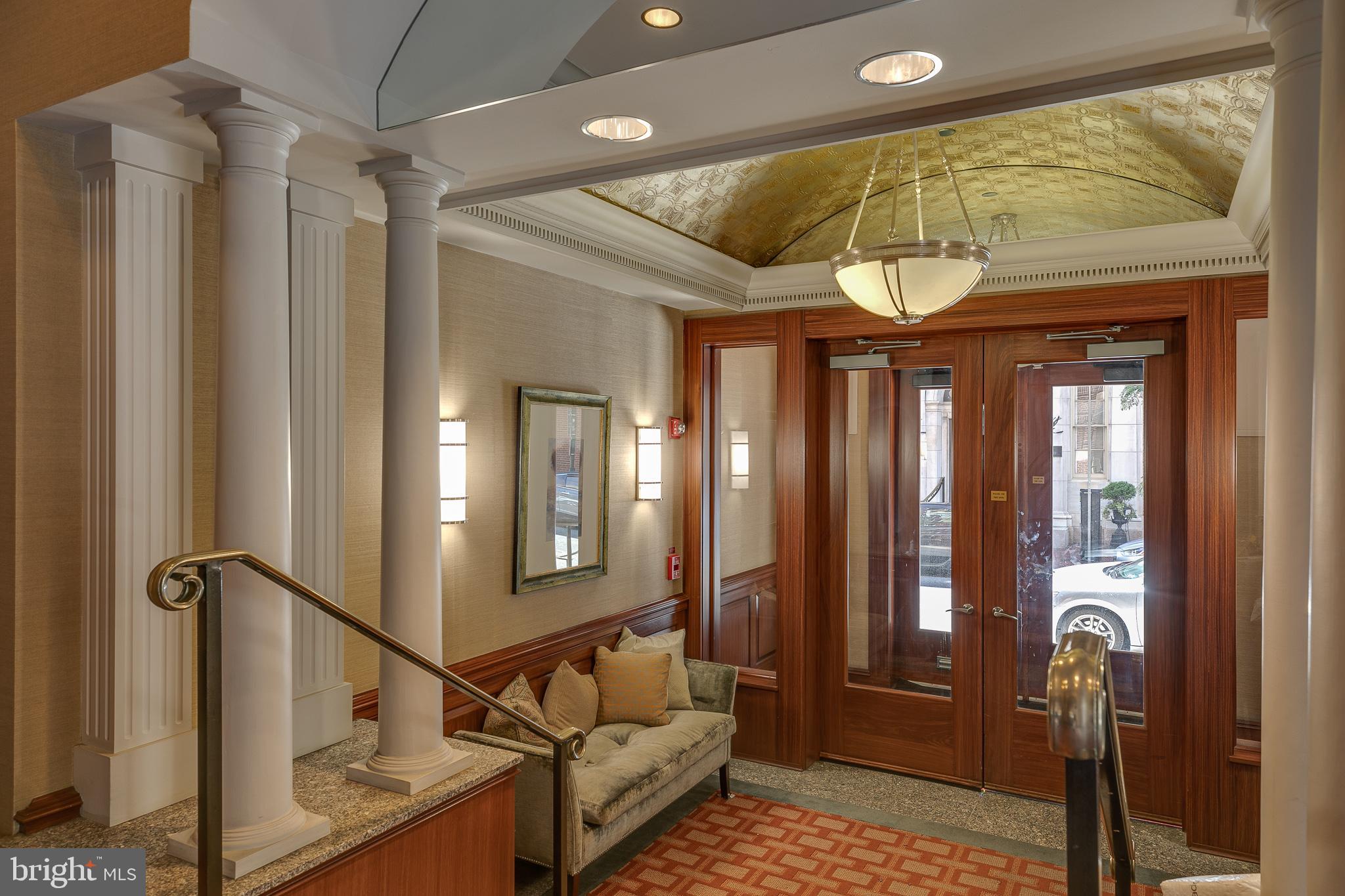 WASHINGTON SQ WEST - Residential