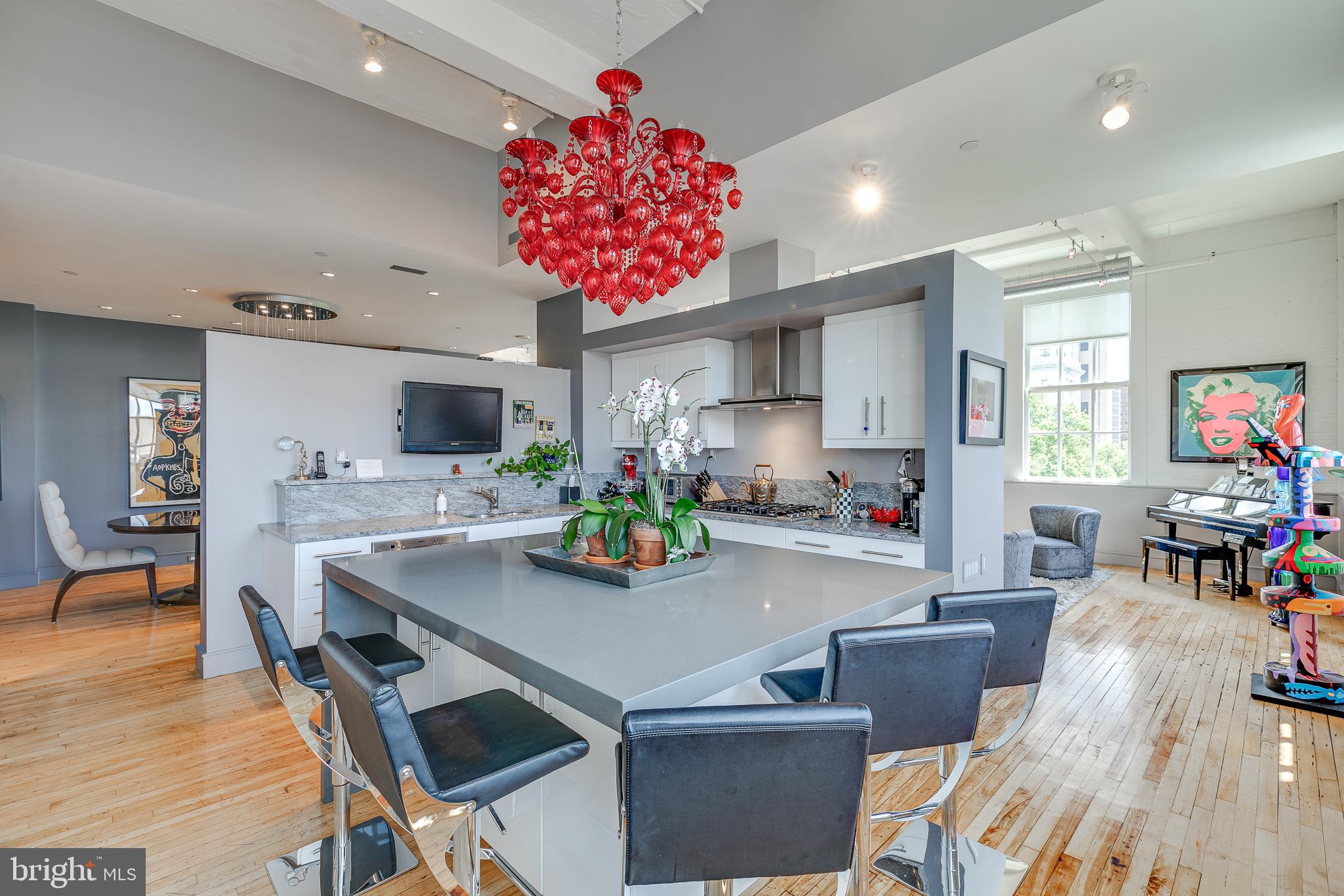 WASHINGTON SQ WEST - Residential