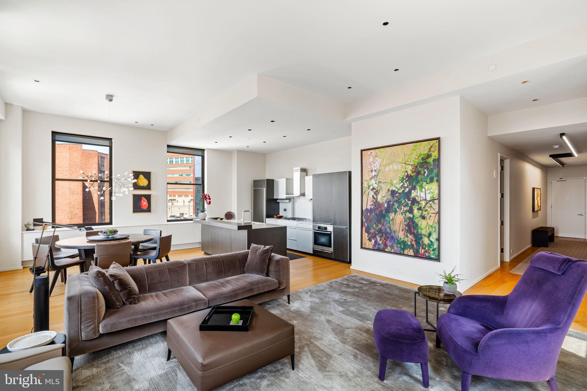 SOCIETY HILL - Residential