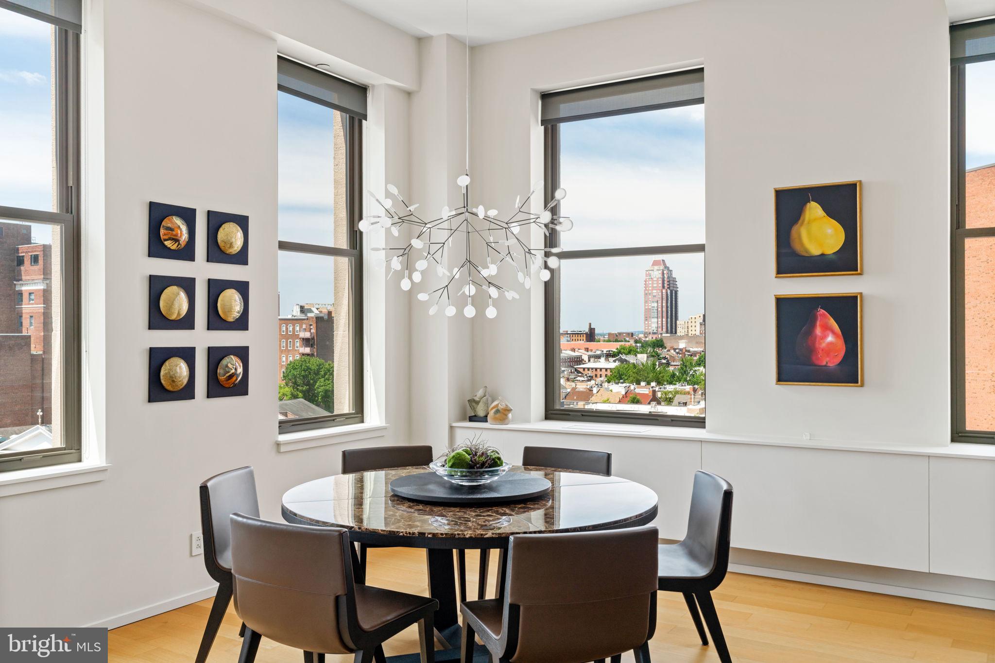 SOCIETY HILL - Residential