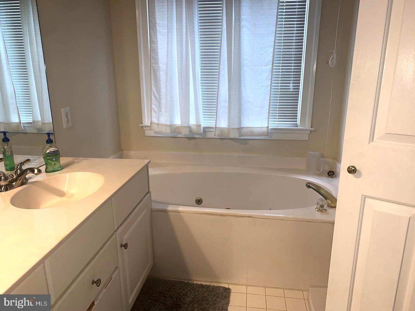 STONEGATE - Residential Lease