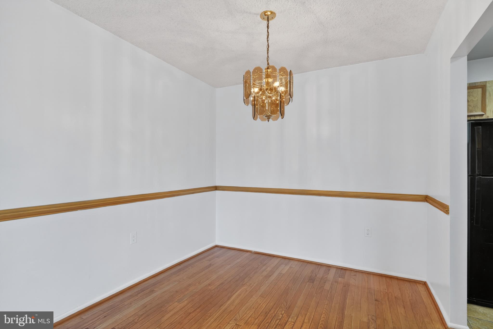 SWANN HILL CONDOMINIUMS - Residential