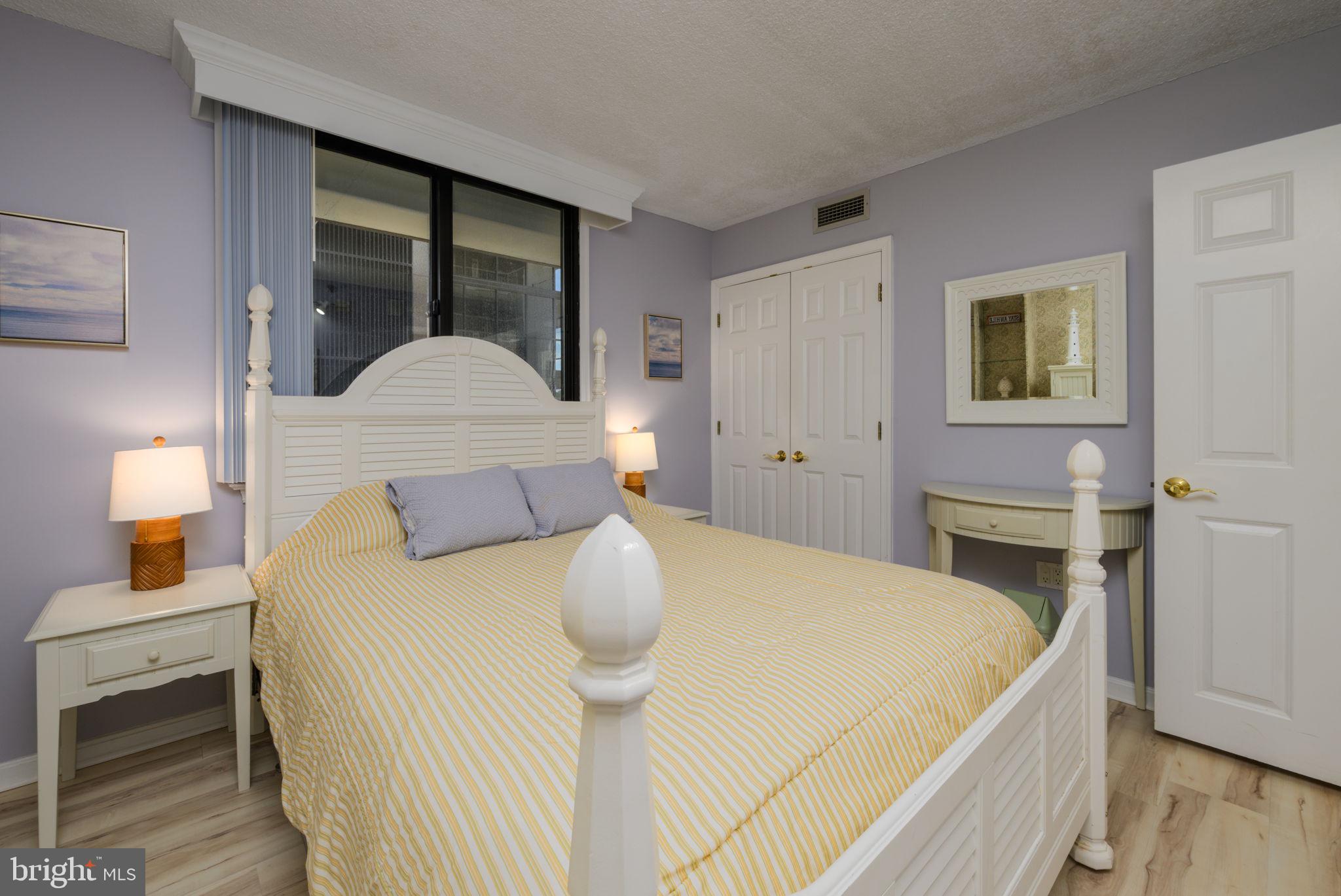 SEA COLONY EAST - Residential