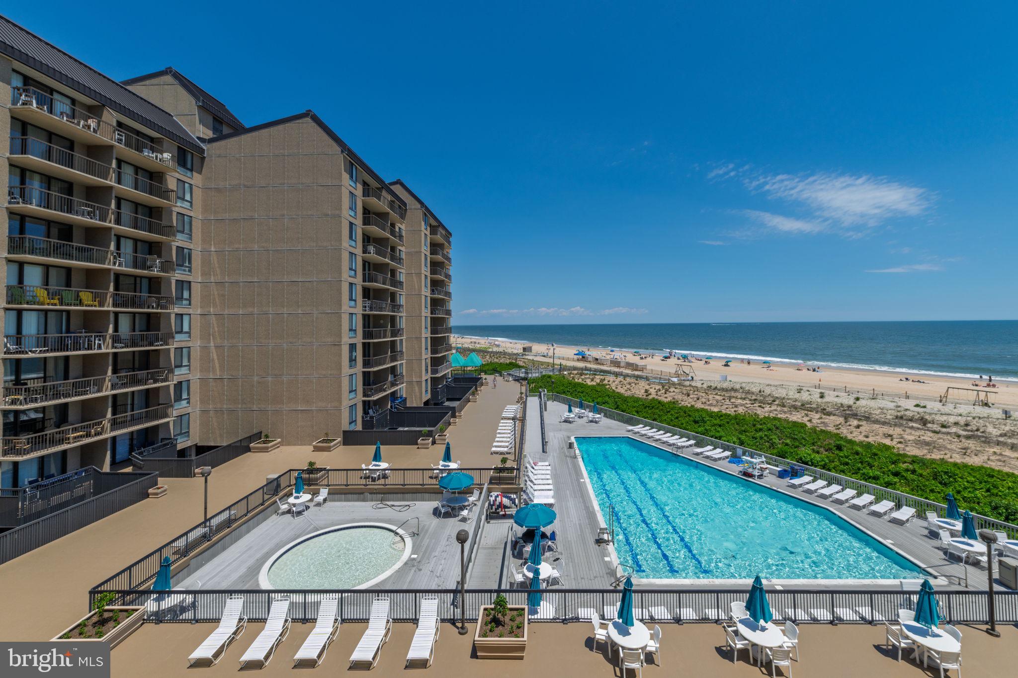SEA COLONY EAST - Residential