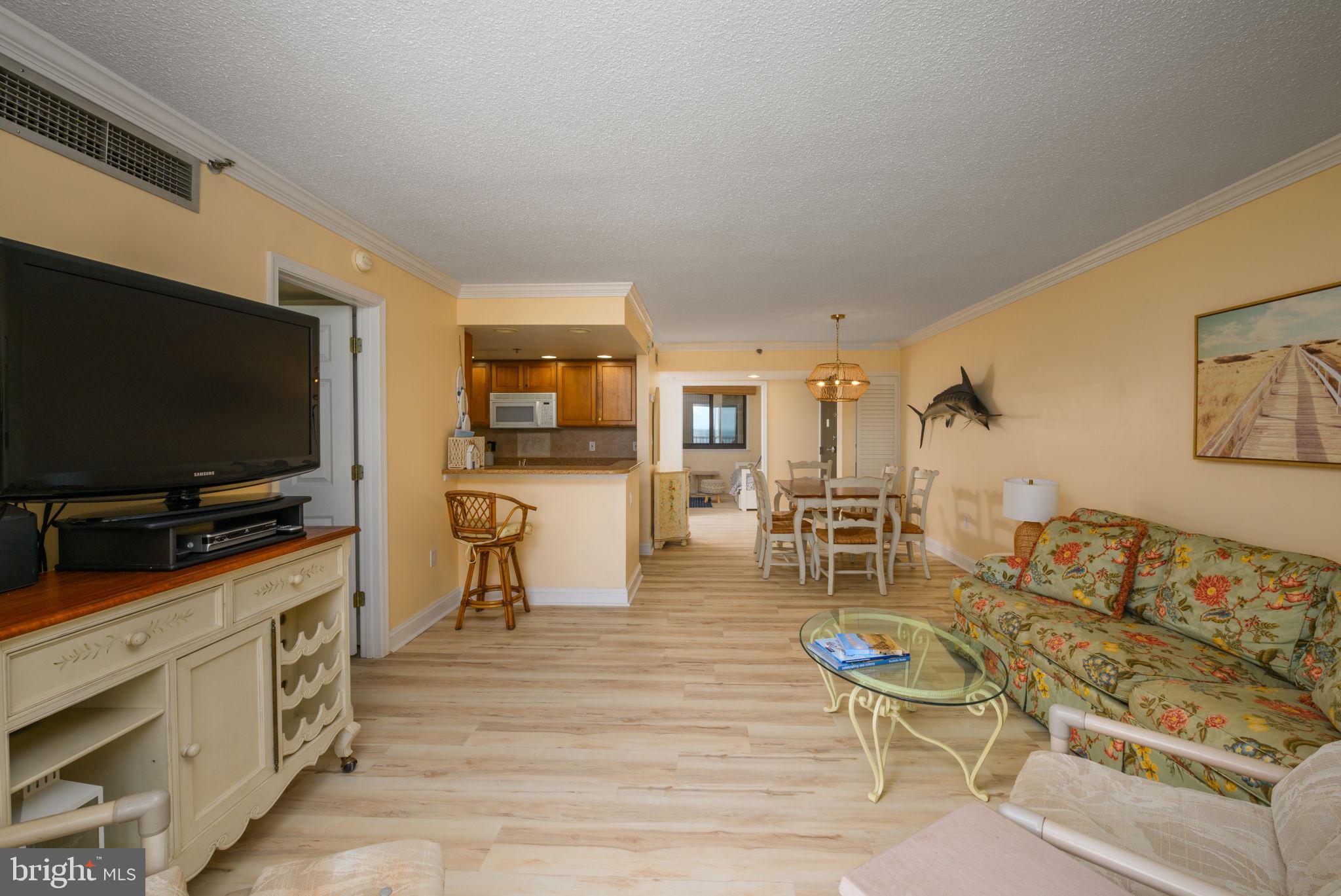 SEA COLONY EAST - Residential