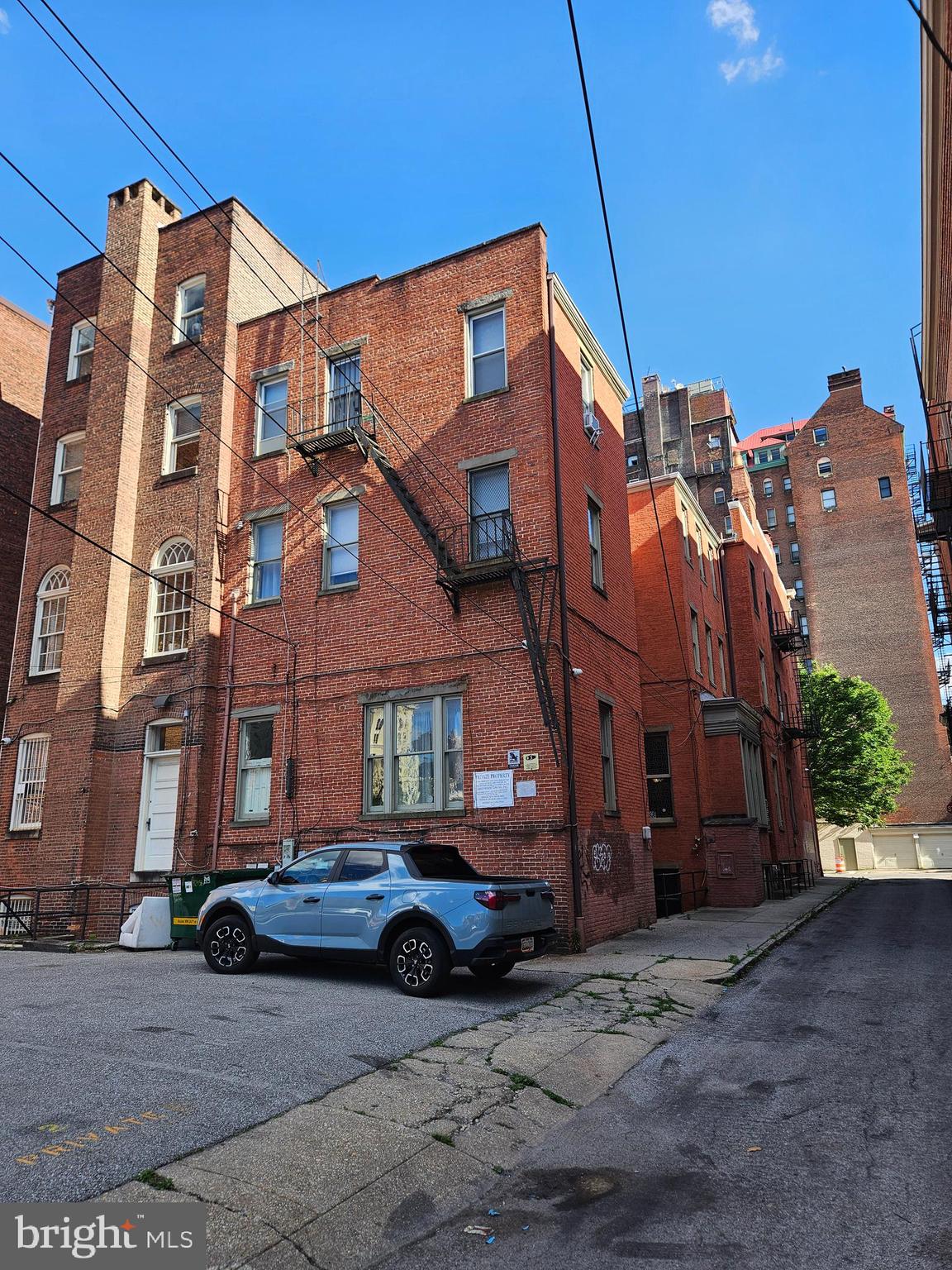 MOUNT VERNON PLACE HISTORIC DISTRICT - Commercial Sale